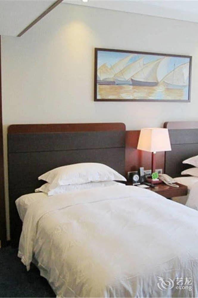 Bavaria City Hotel Beihai Extérieur photo