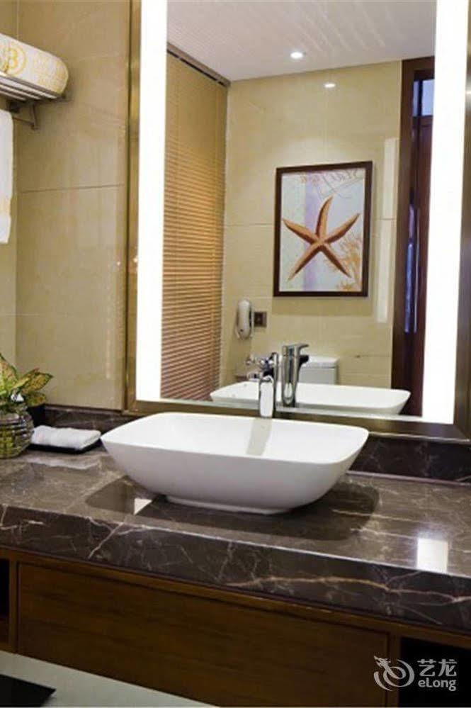 Bavaria City Hotel Beihai Extérieur photo
