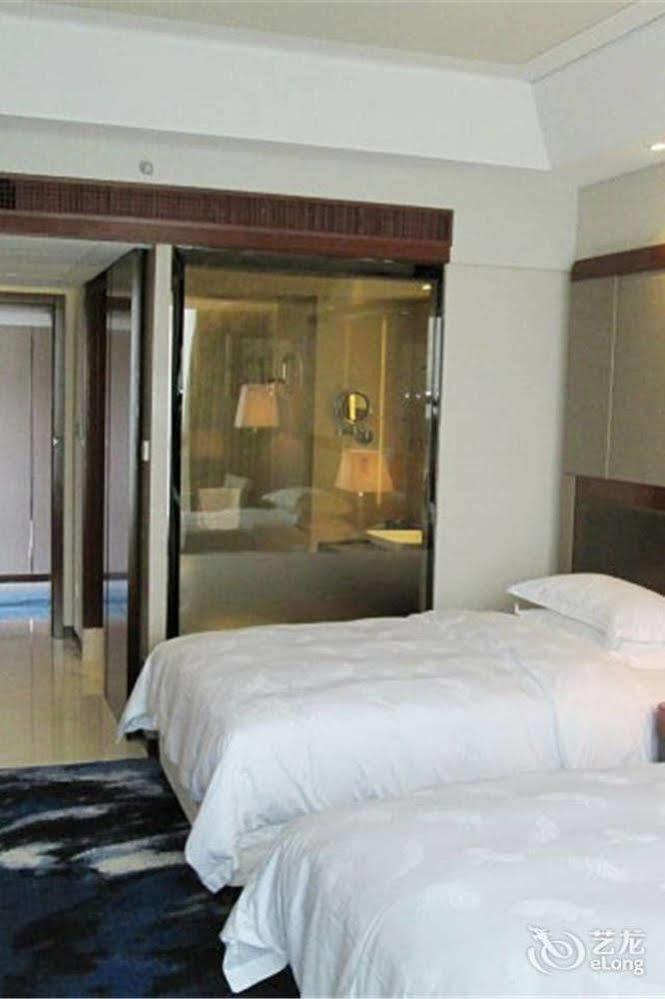 Bavaria City Hotel Beihai Extérieur photo