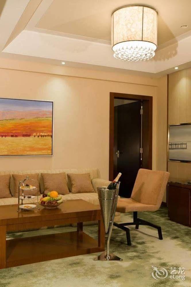 Bavaria City Hotel Beihai Extérieur photo